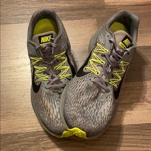 🔥Nike Zoom Winflo 5 Gray/Yellow Size 10.5 Men’s🔥